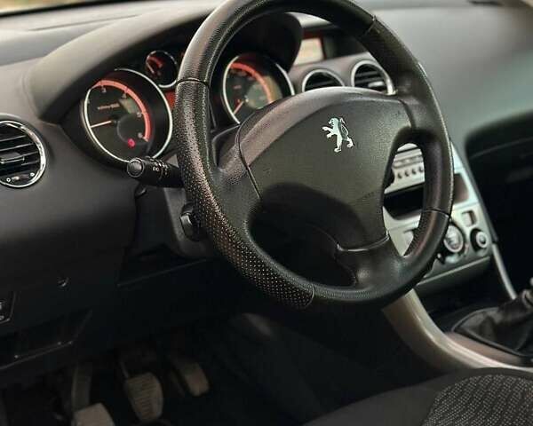 Серый Пежо 308, объемом двигателя 1.6 л и пробегом 237 тыс. км за 4900 $, фото 20 на Automoto.ua