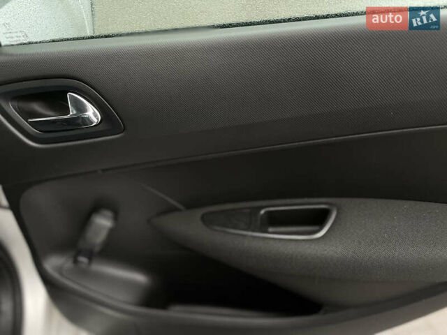 Сірий Пежо 308, об'ємом двигуна 1.6 л та пробігом 269 тис. км за 4444 $, фото 54 на Automoto.ua