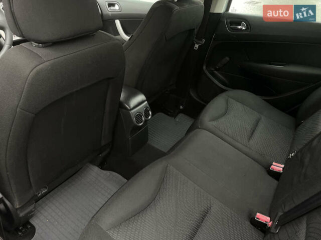 Сірий Пежо 308, об'ємом двигуна 1.6 л та пробігом 269 тис. км за 4444 $, фото 44 на Automoto.ua