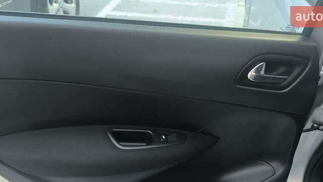 Серый Пежо 308, объемом двигателя 1.6 л и пробегом 244 тыс. км за 5700 $, фото 11 на Automoto.ua