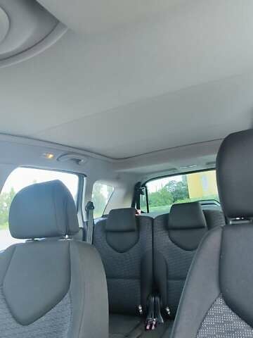 Серый Пежо 308, объемом двигателя 1.6 л и пробегом 244 тыс. км за 5700 $, фото 3 на Automoto.ua