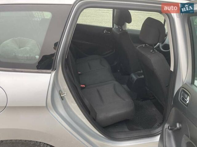 Пежо 308 2009 в Тернополе на Automoto.ua Серый Пежо 308, объемом двигателя 1.6 л и пробегом 277 тыс. км за 5600 $, фото 29 на Automoto.ua