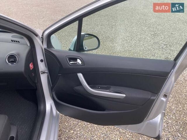 Пежо 308 2009 в Тернополе на Automoto.ua Серый Пежо 308, объемом двигателя 1.6 л и пробегом 277 тыс. км за 5600 $, фото 33 на Automoto.ua