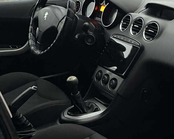 Серый Пежо 308, объемом двигателя 1.6 л и пробегом 230 тыс. км за 4450 $, фото 15 на Automoto.ua