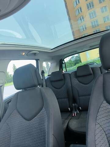 Серый Пежо 308, объемом двигателя 1.6 л и пробегом 244 тыс. км за 5700 $, фото 7 на Automoto.ua