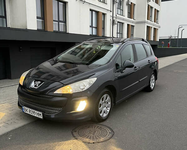 Серый Пежо 308, объемом двигателя 1.6 л и пробегом 230 тыс. км за 4450 $, фото 2 на Automoto.ua