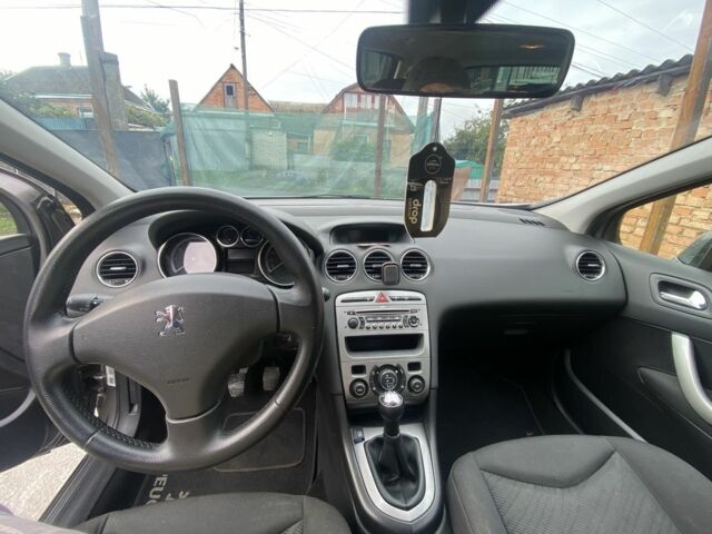 Сірий Пежо 308, об'ємом двигуна 1.6 л та пробігом 290 тис. км за 4450 $, фото 11 на Automoto.ua