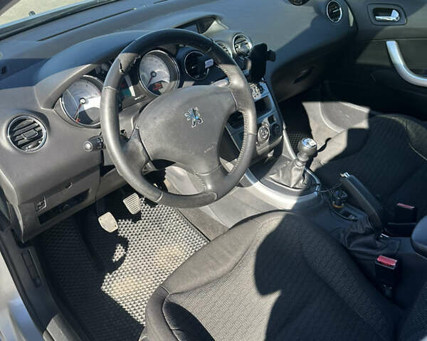 Пежо 308 2009 в Львове на Automoto.ua Серый Пежо 308, объемом двигателя 1.6 л и пробегом 490 тыс. км за 5500 $, фото 9 на Automoto.ua