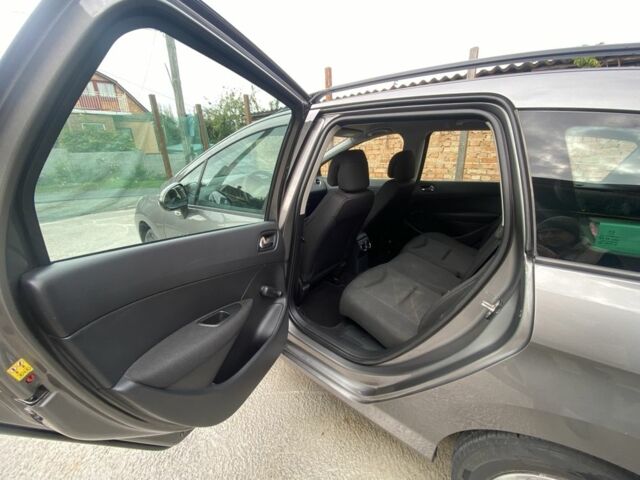 Сірий Пежо 308, об'ємом двигуна 1.6 л та пробігом 290 тис. км за 4450 $, фото 15 на Automoto.ua
