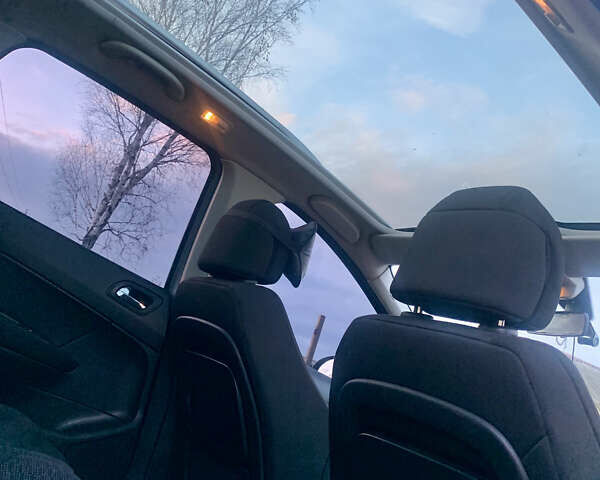 Серый Пежо 308, объемом двигателя 1.56 л и пробегом 290 тыс. км за 5600 $, фото 46 на Automoto.ua