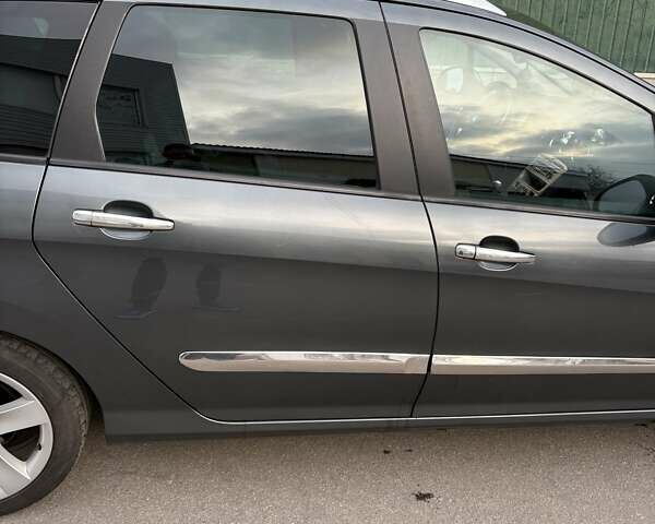 Серый Пежо 308, объемом двигателя 1.56 л и пробегом 277 тыс. км за 5200 $, фото 9 на Automoto.ua