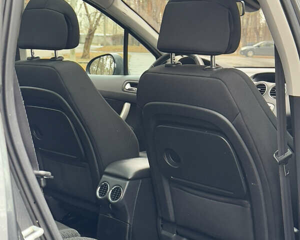 Серый Пежо 308, объемом двигателя 1.6 л и пробегом 265 тыс. км за 5999 $, фото 36 на Automoto.ua