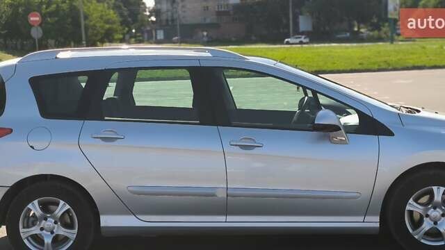 Серый Пежо 308, объемом двигателя 1.6 л и пробегом 244 тыс. км за 5700 $, фото 4 на Automoto.ua