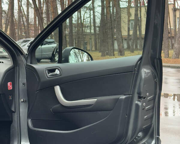 Серый Пежо 308, объемом двигателя 1.6 л и пробегом 265 тыс. км за 5999 $, фото 37 на Automoto.ua