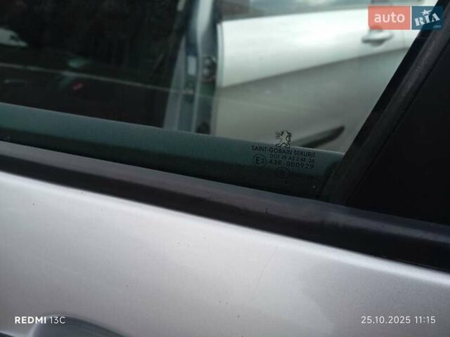 Пежо 308 2009 в Ровно на Automoto.ua Серый Пежо 308, объемом двигателя 1.56 л и пробегом 201 тыс. км за 4750 $, фото 14 на Automoto.ua