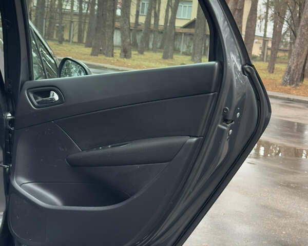 Серый Пежо 308, объемом двигателя 1.6 л и пробегом 265 тыс. км за 5999 $, фото 31 на Automoto.ua