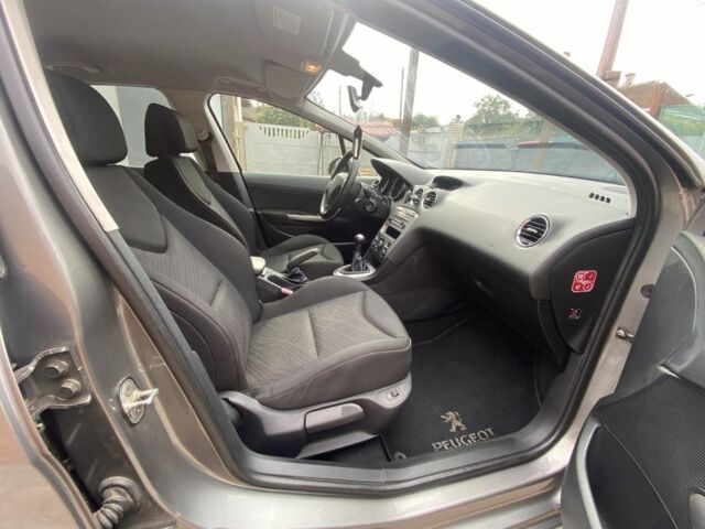 Сірий Пежо 308, об'ємом двигуна 1.6 л та пробігом 290 тис. км за 4450 $, фото 13 на Automoto.ua