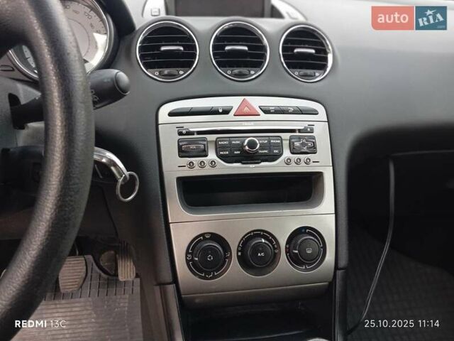 Пежо 308 2009 в Ровно на Automoto.ua Серый Пежо 308, объемом двигателя 1.56 л и пробегом 201 тыс. км за 4750 $, фото 9 на Automoto.ua