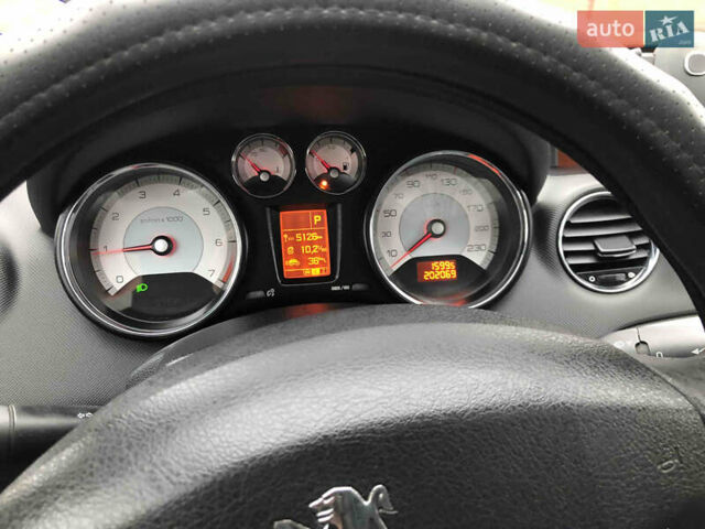 Серый Пежо 308, объемом двигателя 1.6 л и пробегом 200 тыс. км за 4999 $, фото 3 на Automoto.ua