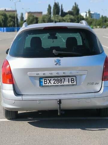 Серый Пежо 308, объемом двигателя 1.6 л и пробегом 244 тыс. км за 5700 $, фото 15 на Automoto.ua