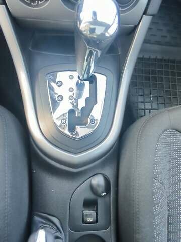 Серый Пежо 308, объемом двигателя 1.6 л и пробегом 244 тыс. км за 5700 $, фото 9 на Automoto.ua