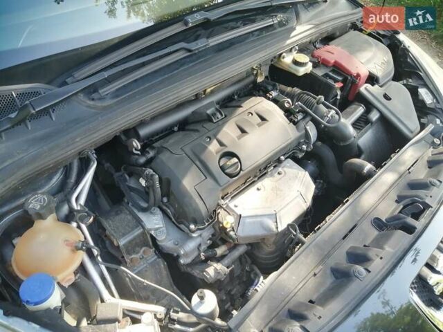 Пежо 308 2009 в Ровно на Automoto.ua Серый Пежо 308, объемом двигателя 1.6 л и пробегом 237 тыс. км за 4650 $, фото 22 на Automoto.ua
