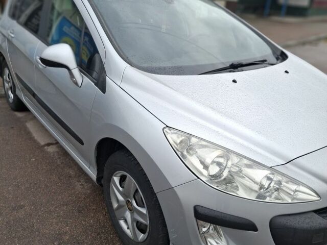 Серый Пежо 308, объемом двигателя 0 л и пробегом 309 тыс. км за 5450 $, фото 1 на Automoto.ua