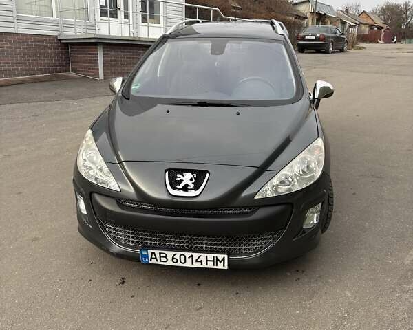 Серый Пежо 308, объемом двигателя 1.56 л и пробегом 277 тыс. км за 5200 $, фото 1 на Automoto.ua