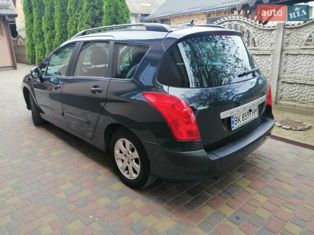 Пежо 308 2009 в Ровно на Automoto.ua Серый Пежо 308, объемом двигателя 1.6 л и пробегом 237 тыс. км за 4650 $, фото 5 на Automoto.ua