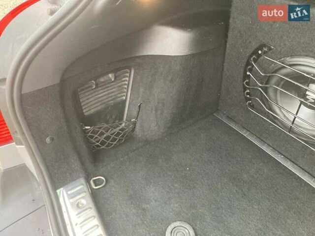 Пежо 308 2009 в Тернополе на Automoto.ua Серый Пежо 308, объемом двигателя 1.6 л и пробегом 277 тыс. км за 5600 $, фото 27 на Automoto.ua