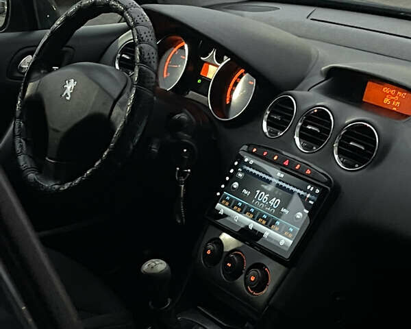 Серый Пежо 308, объемом двигателя 1.6 л и пробегом 230 тыс. км за 4450 $, фото 26 на Automoto.ua