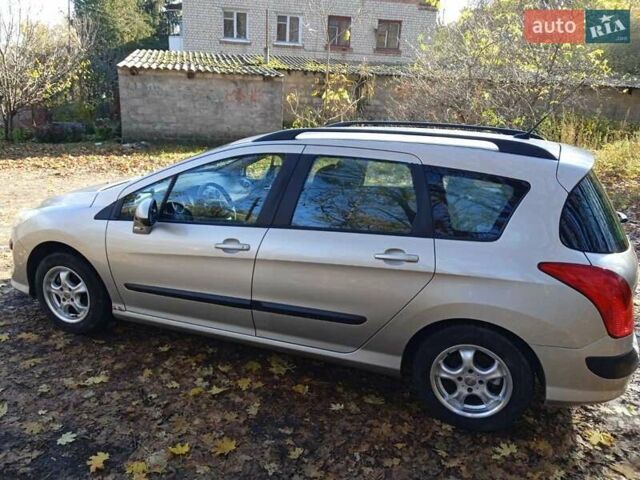 Сірий Пежо 308, об'ємом двигуна 1.6 л та пробігом 185 тис. км за 5300 $, фото 3 на Automoto.ua