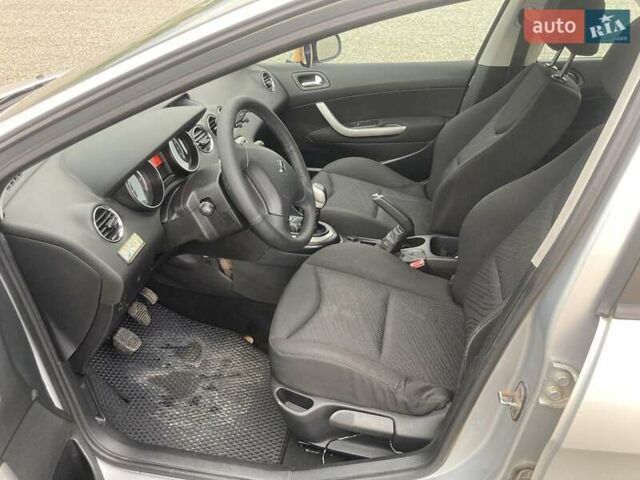 Пежо 308 2009 в Тернополе на Automoto.ua Серый Пежо 308, объемом двигателя 1.6 л и пробегом 277 тыс. км за 5600 $, фото 20 на Automoto.ua
