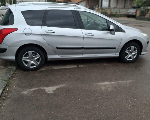 Пежо 308 2009 у Коростышеве на Automoto.ua Сірий Пежо 308, об'ємом двигуна 1.56 л та пробігом 310 тис. км за 5450 $, фото 5 на Automoto.ua