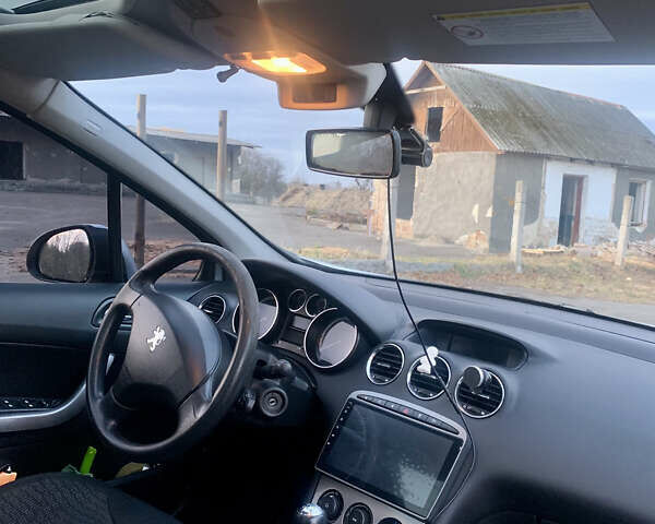 Серый Пежо 308, объемом двигателя 1.56 л и пробегом 290 тыс. км за 5600 $, фото 42 на Automoto.ua