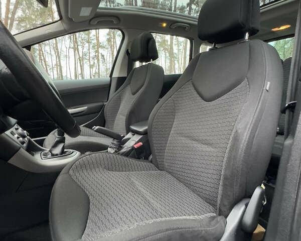 Серый Пежо 308, объемом двигателя 1.6 л и пробегом 265 тыс. км за 5999 $, фото 19 на Automoto.ua