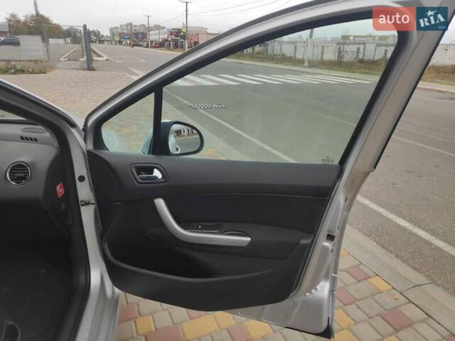 Сірий Пежо 308, об'ємом двигуна 1.56 л та пробігом 229 тис. км за 6500 $, фото 14 на Automoto.ua