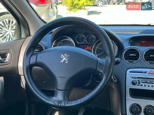 Сірий Пежо 308, об'ємом двигуна 1.6 л та пробігом 250 тис. км за 6490 $, фото 13 на Automoto.ua