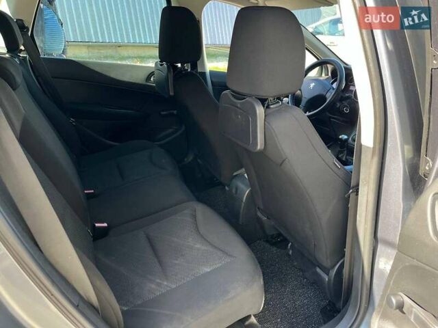 Сірий Пежо 308, об'ємом двигуна 1.6 л та пробігом 250 тис. км за 6490 $, фото 10 на Automoto.ua