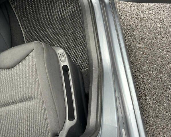 Серый Пежо 308, объемом двигателя 1.56 л и пробегом 234 тыс. км за 6200 $, фото 14 на Automoto.ua