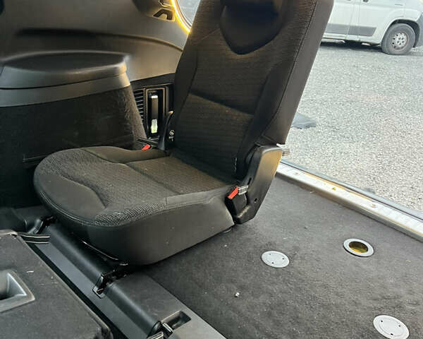 Сірий Пежо 308, об'ємом двигуна 1.56 л та пробігом 309 тис. км за 6000 $, фото 24 на Automoto.ua