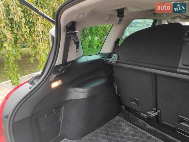 Сірий Пежо 308, об'ємом двигуна 1.56 л та пробігом 229 тис. км за 6500 $, фото 19 на Automoto.ua