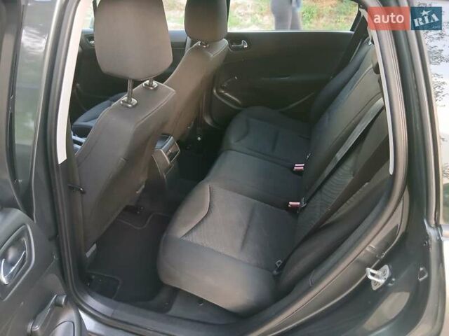 Серый Пежо 308, объемом двигателя 1.56 л и пробегом 253 тыс. км за 5700 $, фото 9 на Automoto.ua