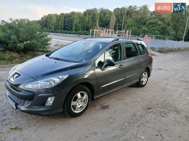 Серый Пежо 308, объемом двигателя 1.56 л и пробегом 253 тыс. км за 5700 $, фото 3 на Automoto.ua