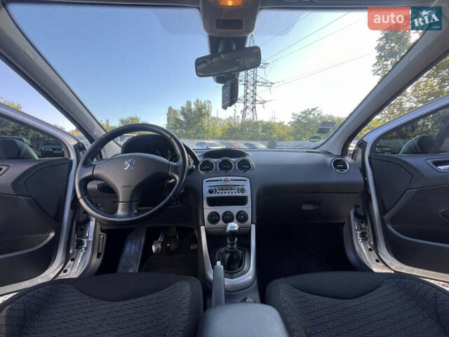 Серый Пежо 308, объемом двигателя 1.6 л и пробегом 223 тыс. км за 5500 $, фото 13 на Automoto.ua