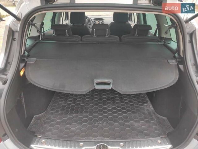 Сірий Пежо 308, об'ємом двигуна 1.56 л та пробігом 229 тис. км за 6500 $, фото 17 на Automoto.ua