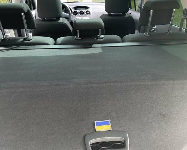 Серый Пежо 308, объемом двигателя 1.6 л и пробегом 157 тыс. км за 6200 $, фото 12 на Automoto.ua