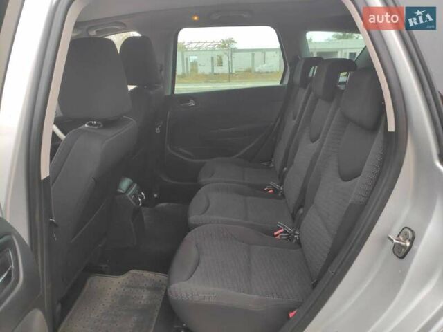 Сірий Пежо 308, об'ємом двигуна 1.56 л та пробігом 229 тис. км за 6500 $, фото 11 на Automoto.ua