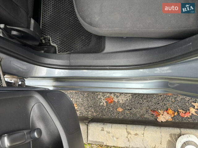 Серый Пежо 308, объемом двигателя 1.56 л и пробегом 234 тыс. км за 6200 $, фото 10 на Automoto.ua