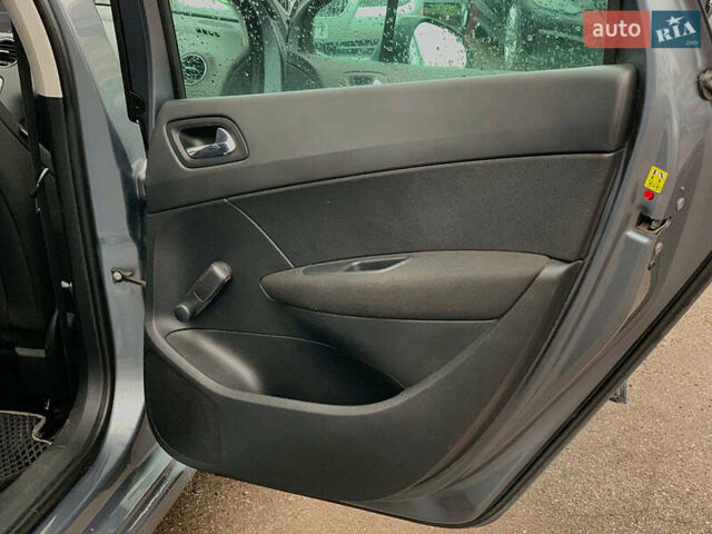 Серый Пежо 308, объемом двигателя 1.6 л и пробегом 234 тыс. км за 5990 $, фото 17 на Automoto.ua